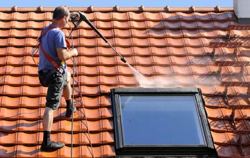 roof cleaning Willoughby Hills, Lincolnshire